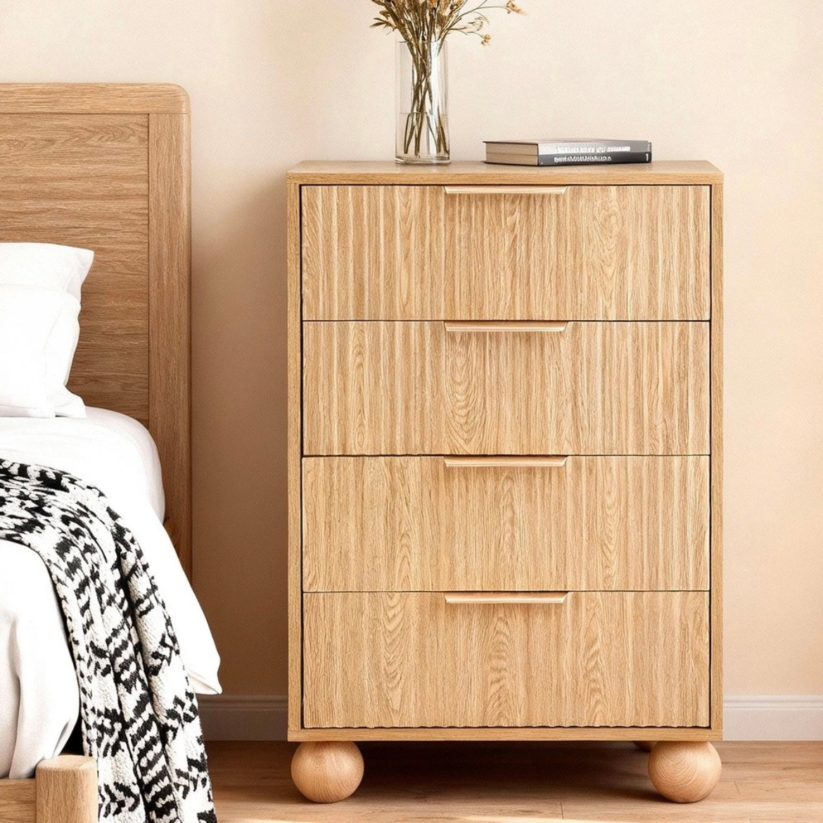 Chest of 4 Drawers